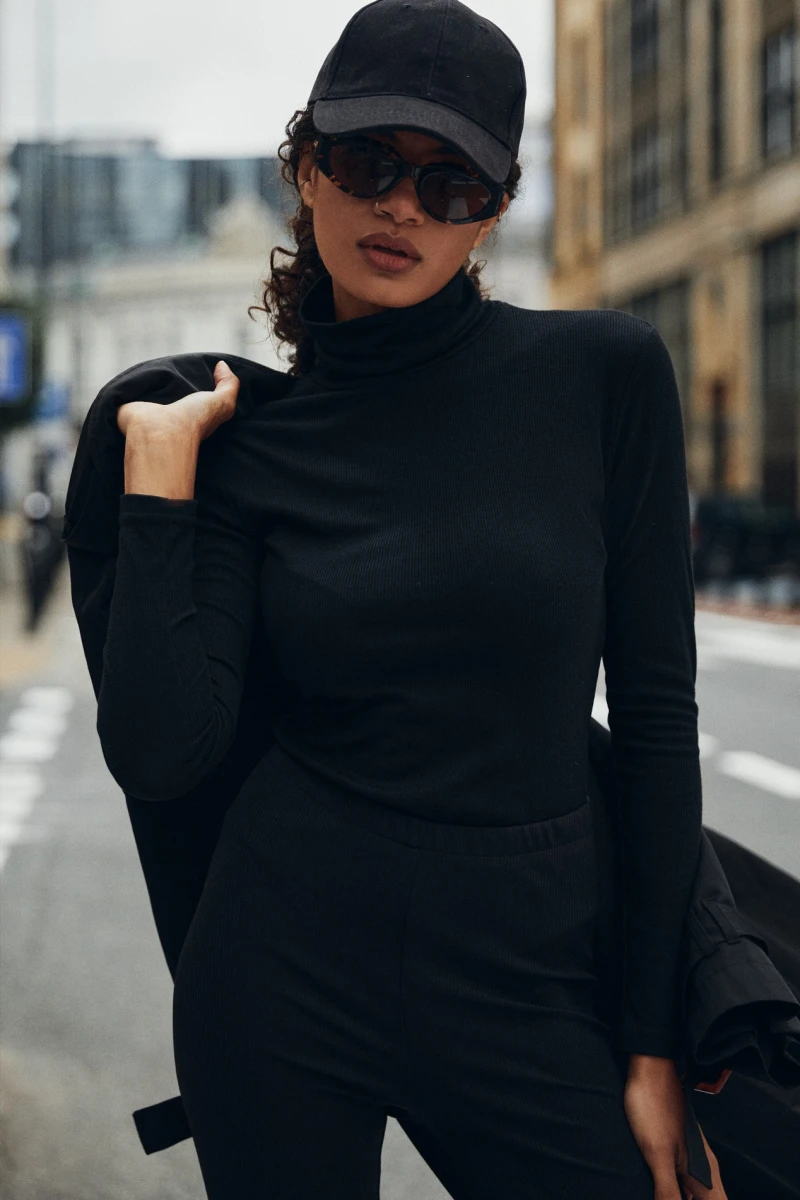 Black ribbed knitted turtleneck