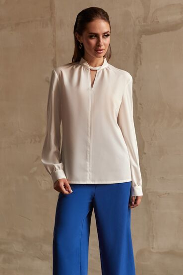 Milky band collar blouse