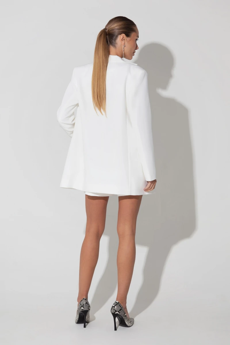 Extended milk jacket