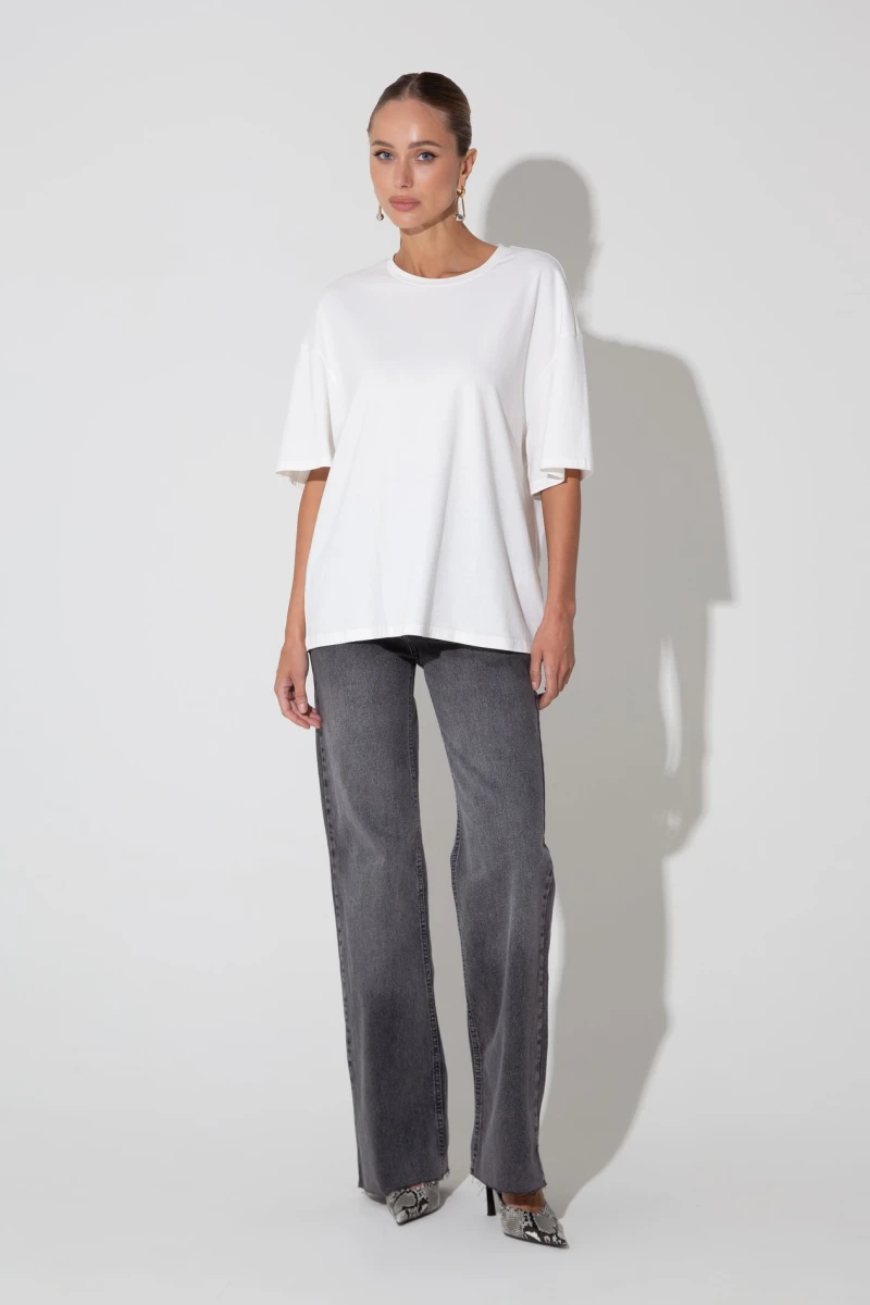 Milk knitted T-shirt for women