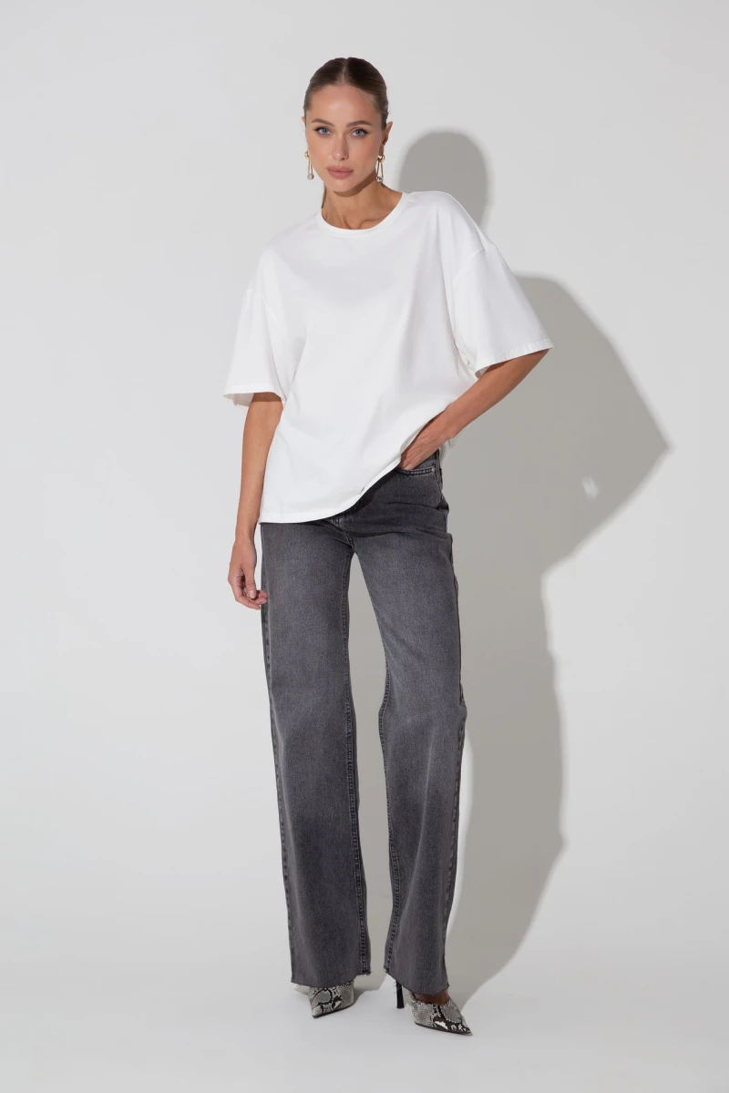 Milk knitted T-shirt for women