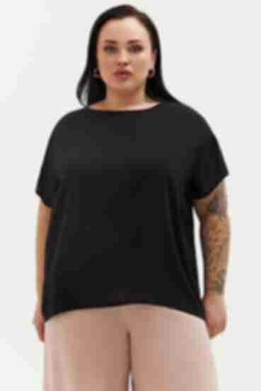 Пряма футболка штапель чорна великий розмір