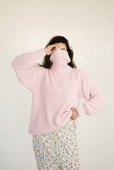 Light pink knitted sweater with a turtleneck #2