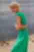 Платье с разрезом и вырезом на спине мидакси плотный штапель зеленое