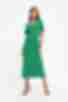 Платье с коротким рукавом миди штапель розовые цветы на зеленом