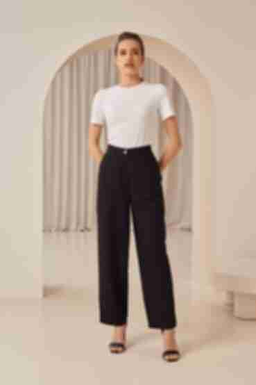 Black loose fit cropped linen trousers