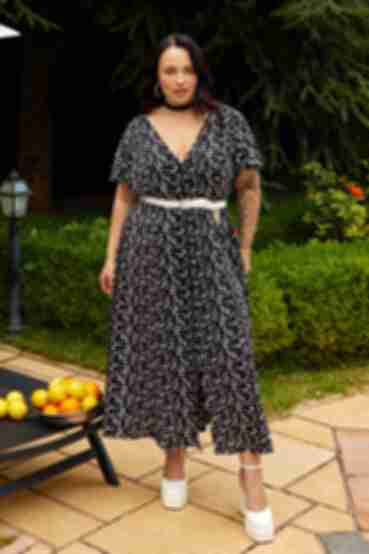Платье с пуговицами миди штапель принт молочные цветы на черном большой размер