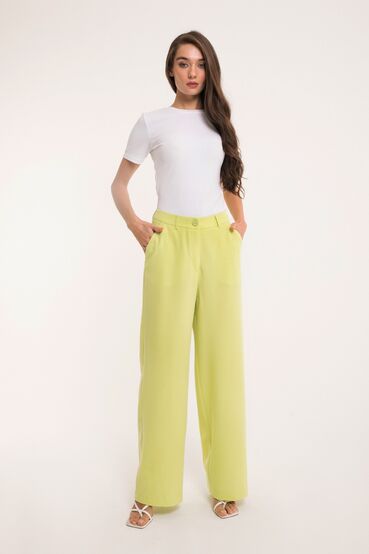 Lime straight trousers made of suiting fabric