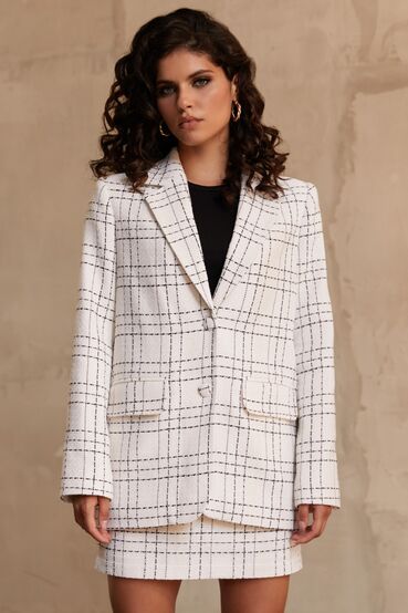 Milky tweed jacket in black checks