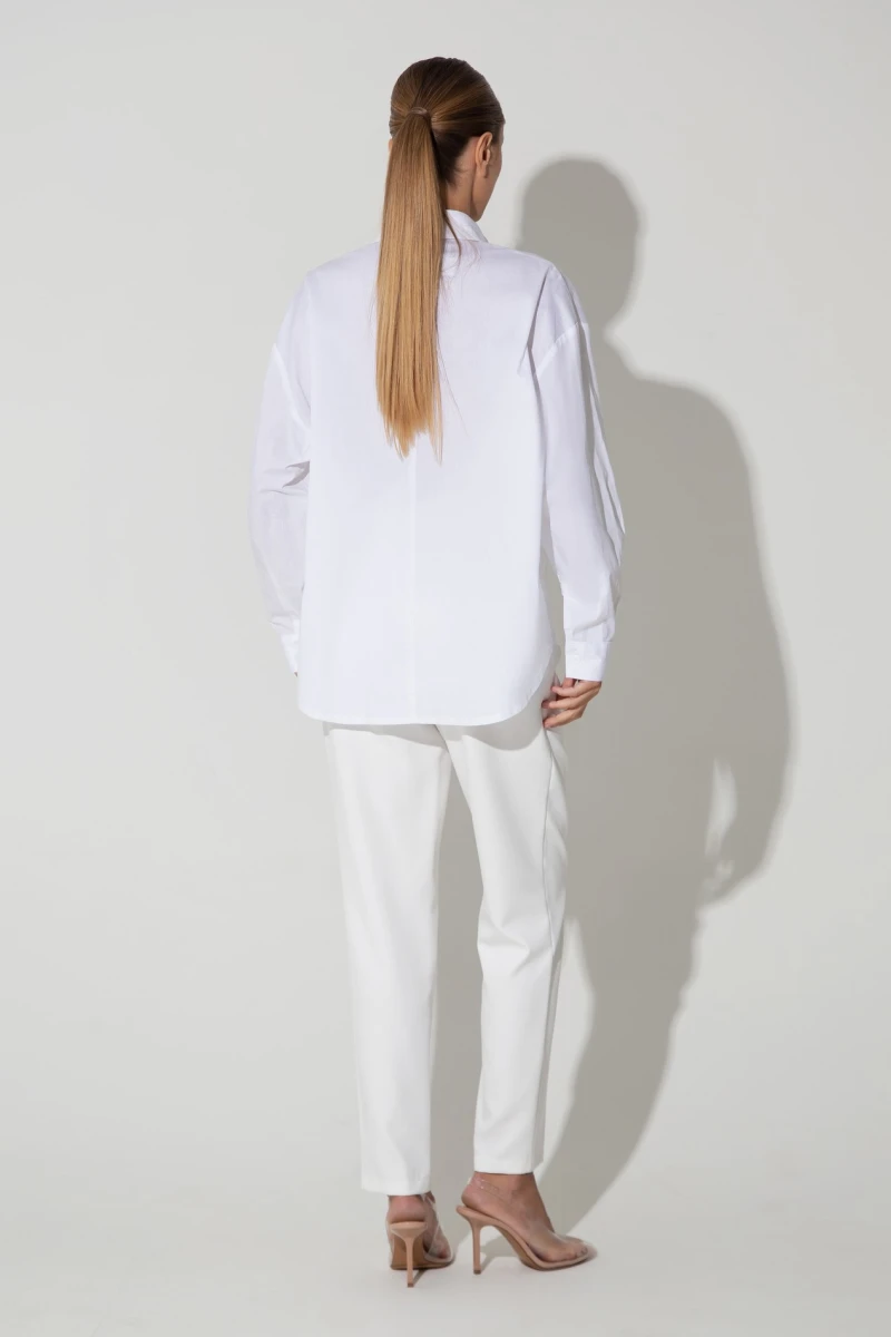 Белая oversize рубашка 