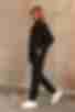 Вельветовый костюм рубашка и зауженные брюки черный