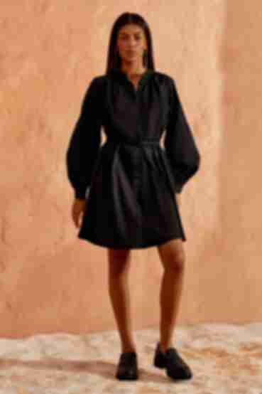 Сукня-сорочка з пишними рукавами міні з льону чорна