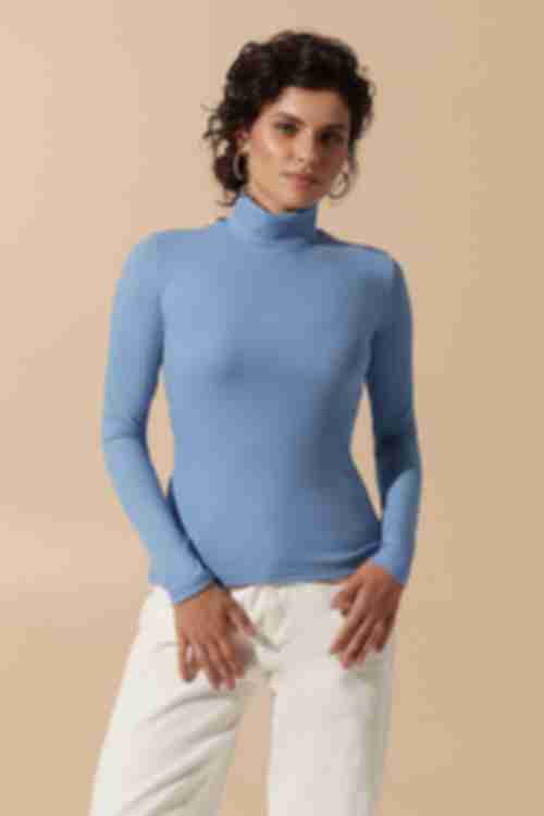 Denim turtleneck made of ribbed knitted fabric