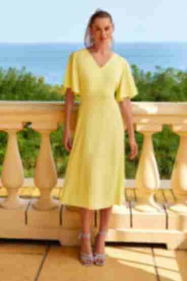 Yellow midi dress with A-line skirt made of dense staple cotton