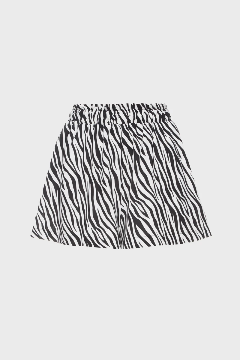 Zebra printed shorts made of crushed viscose
