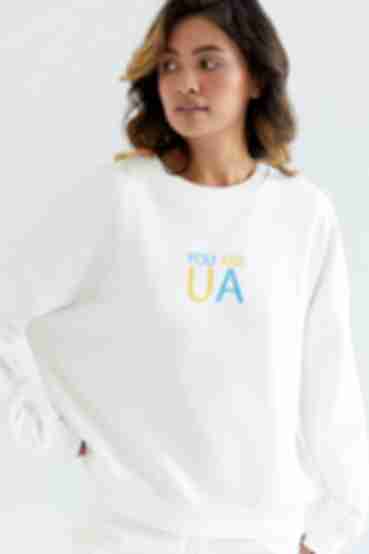 Білий трикотажний світшот з принтом "You are UA"
