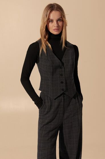 Graphite checkered vest made of suiting fabric