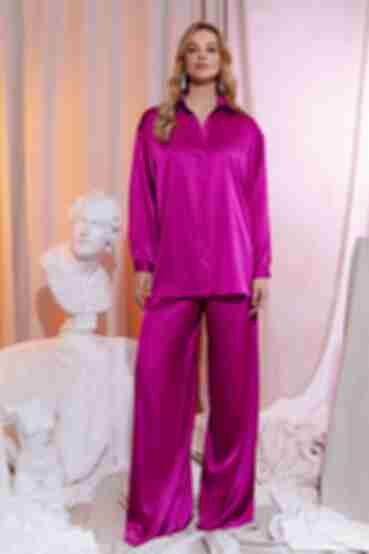 Fuchsia suit with blouse and trousers made of artificial silk