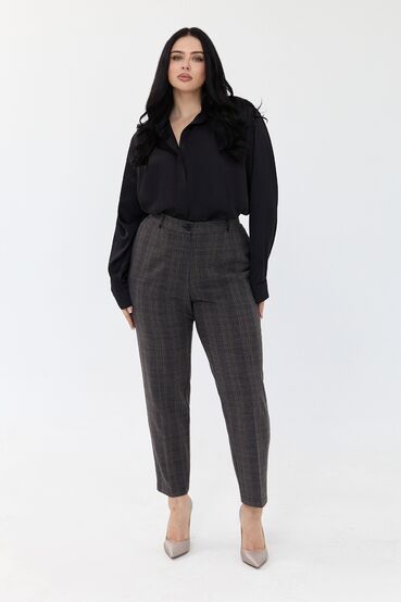 Vintage Styling with Trousers | Vintage outfits plus size, Plus size  vintage fashion, Vintage fashion