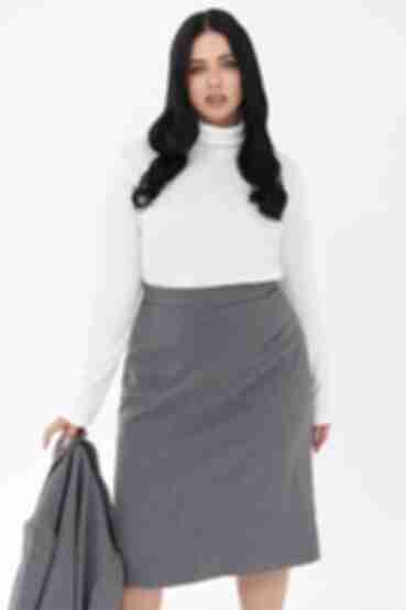 Milky ribbed turtleneck made of knitted fabric with fleece plus size