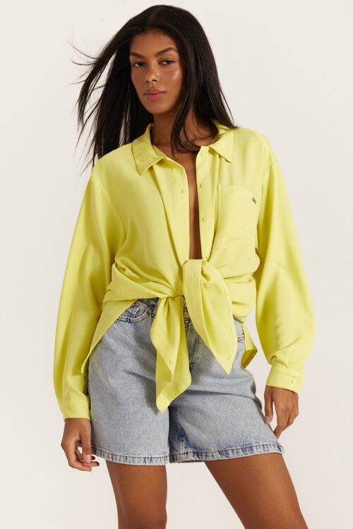 Lemon blouse made of crushed viscose