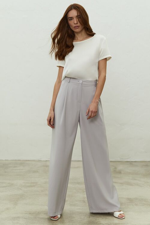 Gray suiting fabric trousers