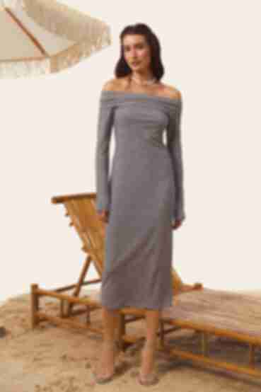 Сукня з відкритими плечима міді трикотаж синьо-молочні смужки