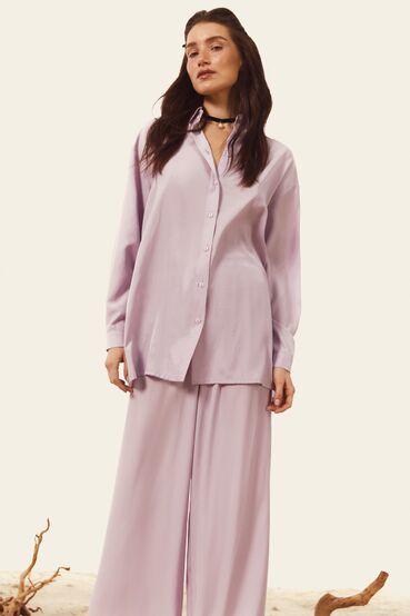 Lilac suit with shirt and trousers made of polished staple cotton #2