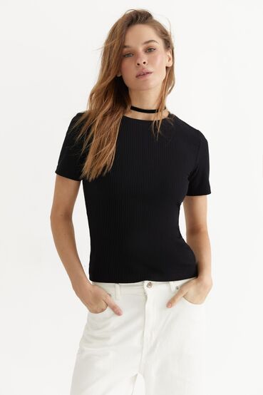 Black ribbed knitted T-shirt