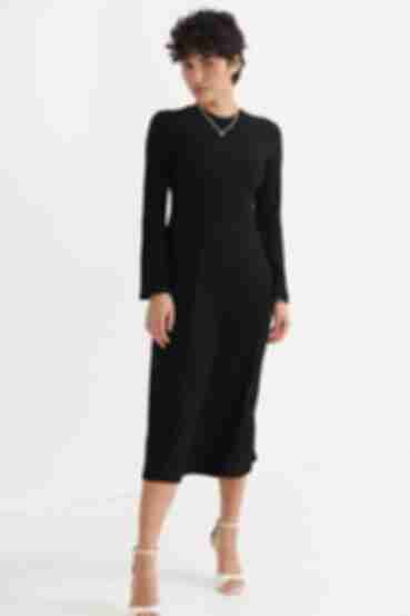 Black midi ribbed knitted dress