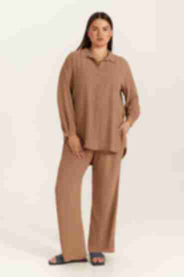 Mocha suit with blouse and palazzo trousers made of crushed viscose plus size