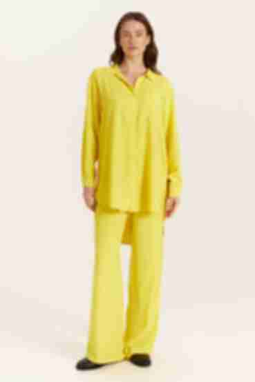 Bright yellow palazzo suit with blouse and trousers made of crushed viscose