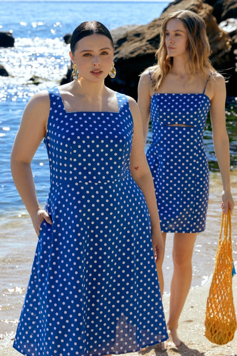 Sundress mini with a figured neckline linen milk pea on blue