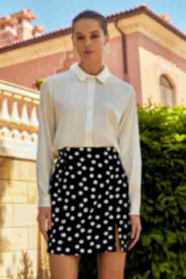 High waisted mini skirt suit fabric milk pea on black