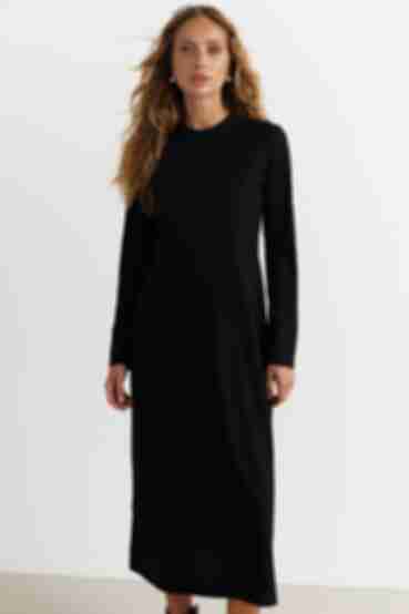 Black knit midi dress with welt 