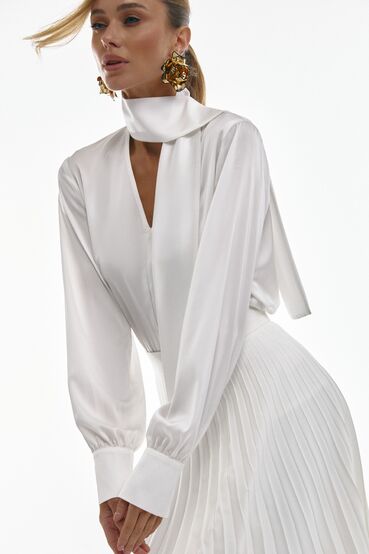 Blouse with a V-neckline and tie artificial silk milky #2