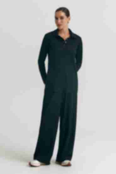 Polo suit with long sleeves and trousers knitted with a ribbed black