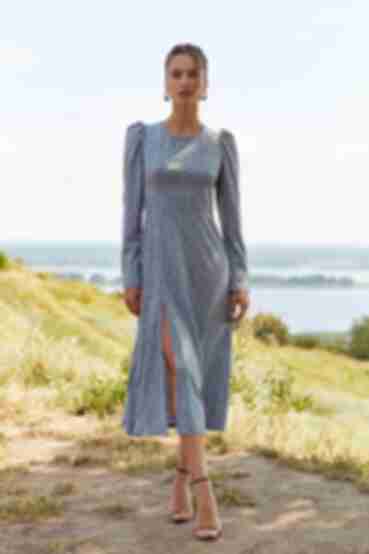 Dress with a slit midi soft blue peas on gray