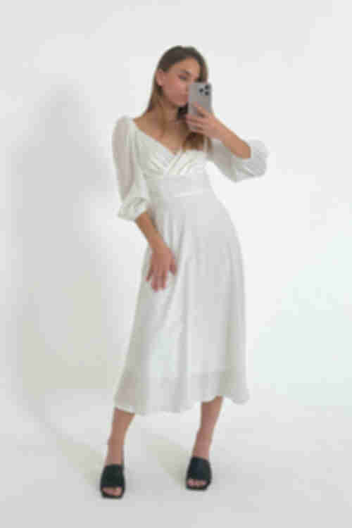 Milky midi wrap dress made of artificial silk