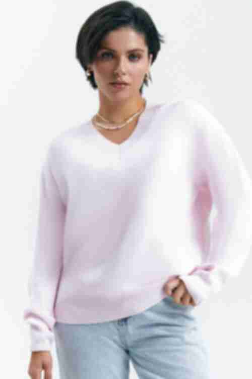 V-neck knit sweater pink