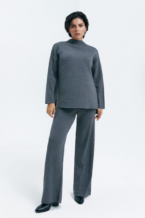 Graphite sweater suit with trousers