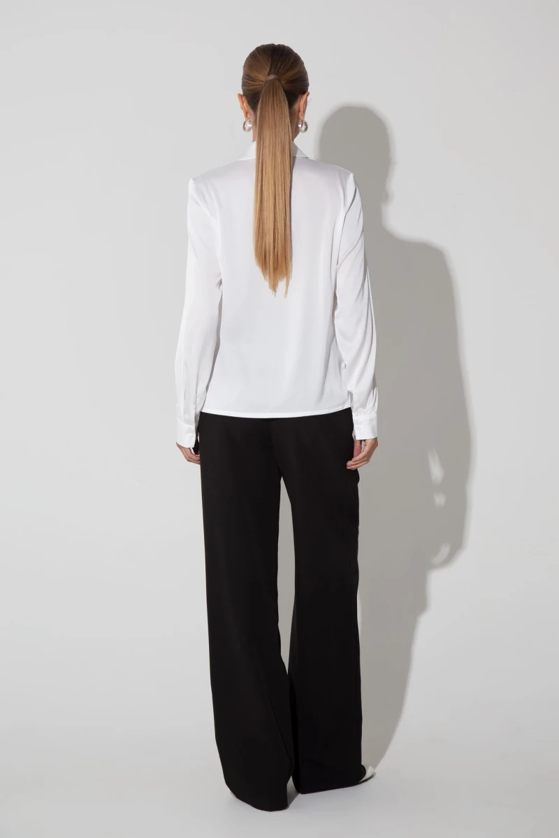 Milk blouse made of artificial silk