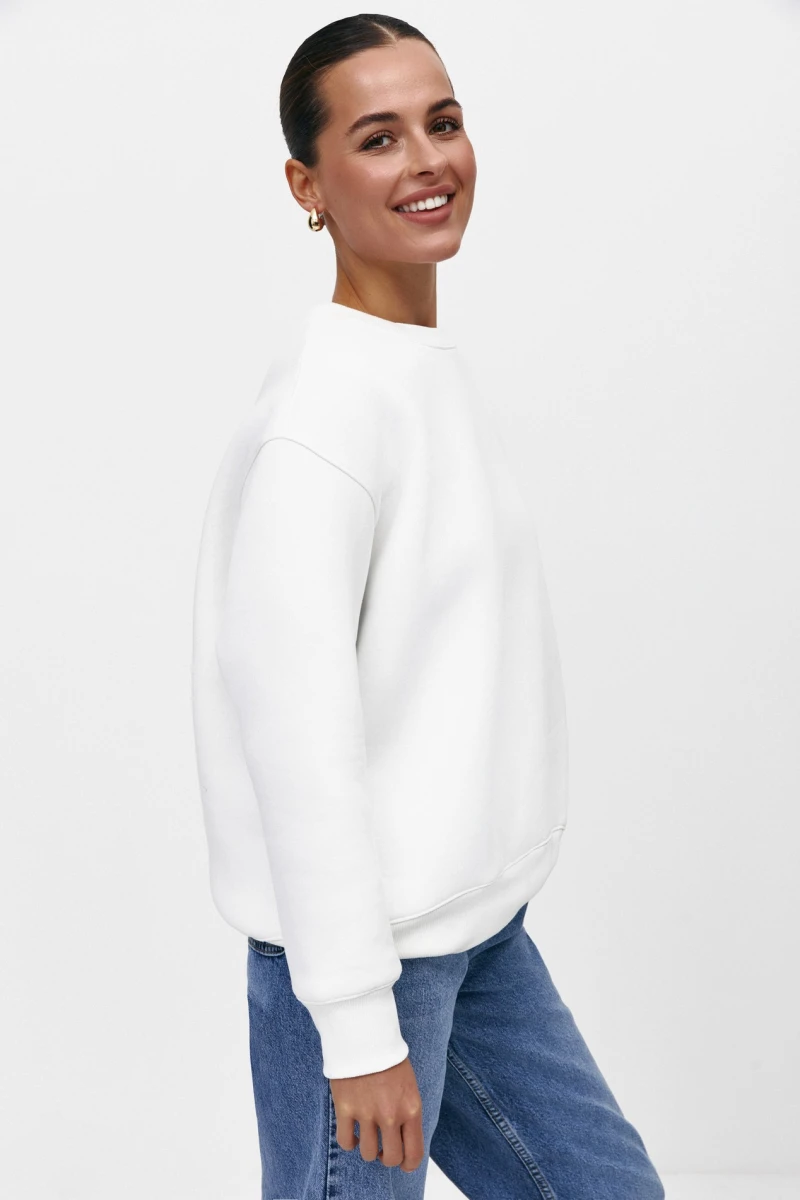 Knitted sweatshirt with fleece, white
