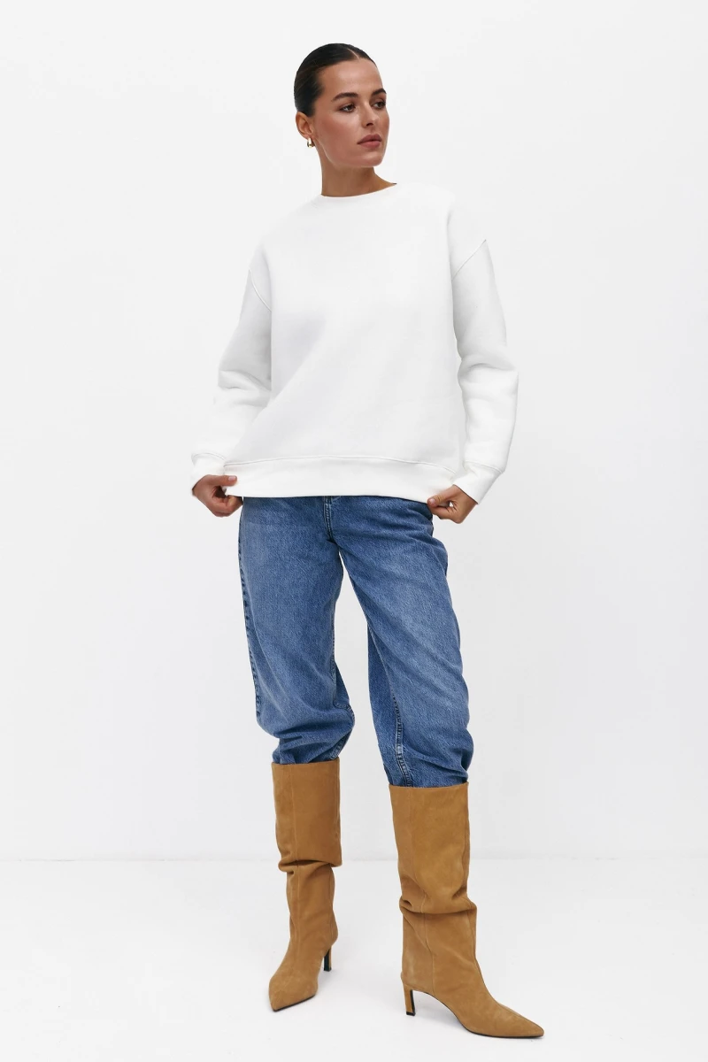 Knitted sweatshirt with fleece, white