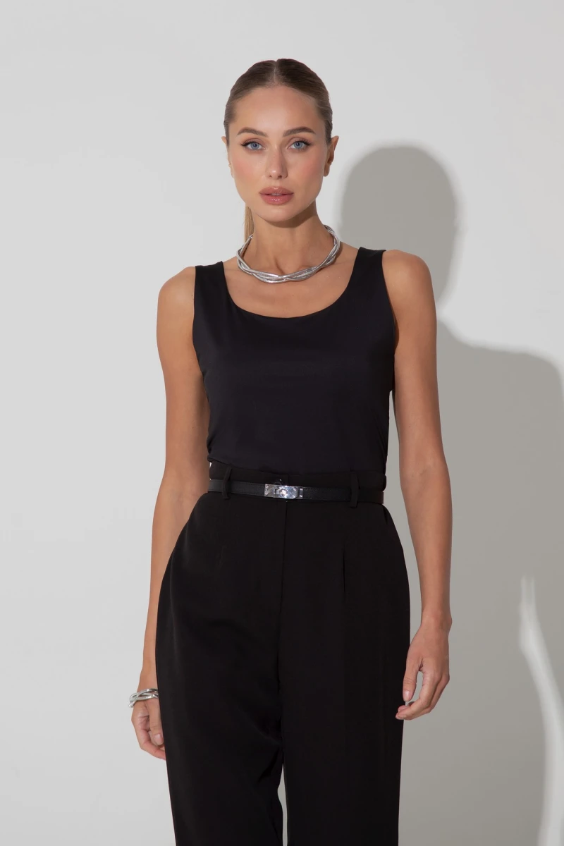 Black knit top with a round neckline #2
