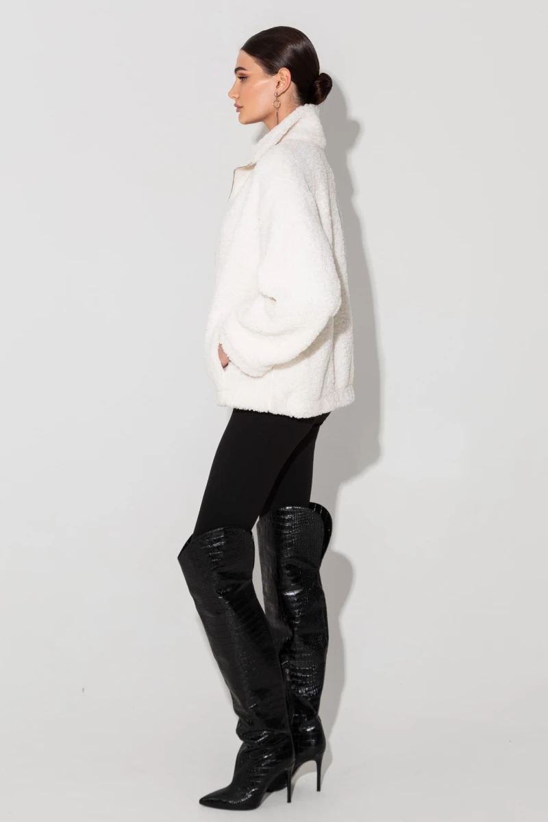Milky faux fur jacket