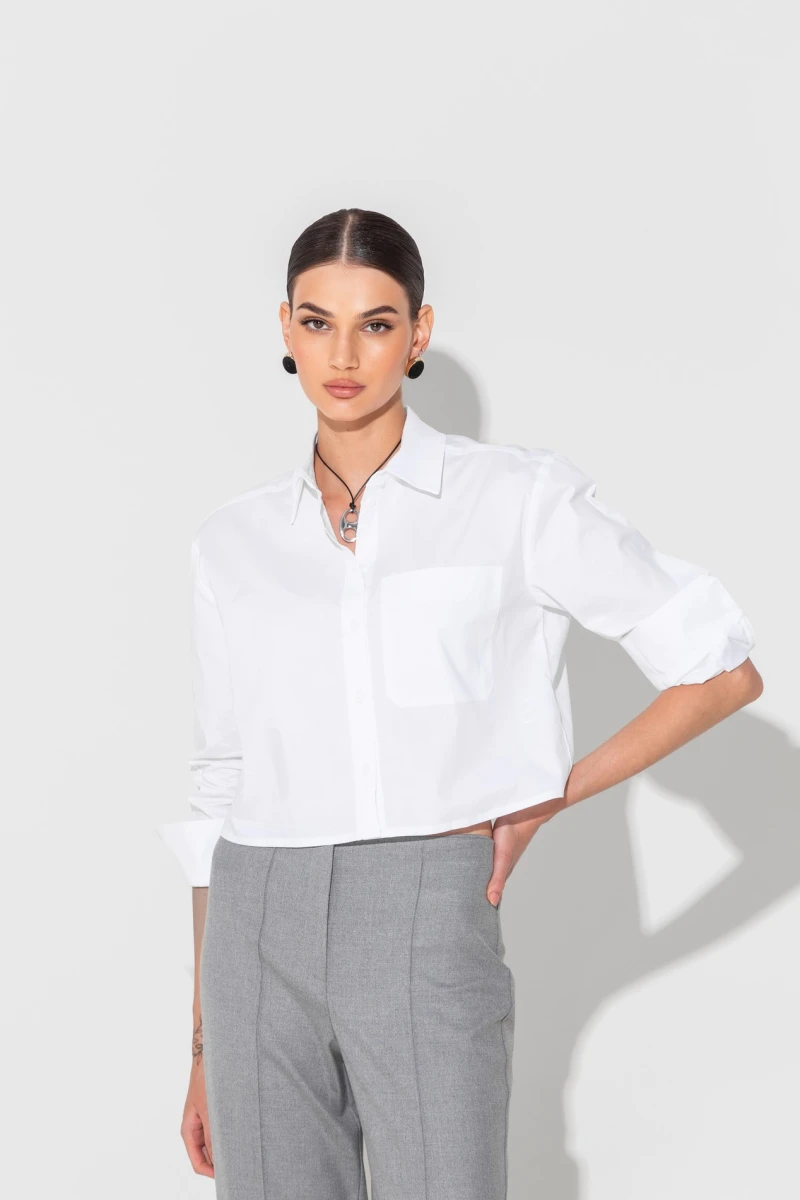 Cropped white shirt