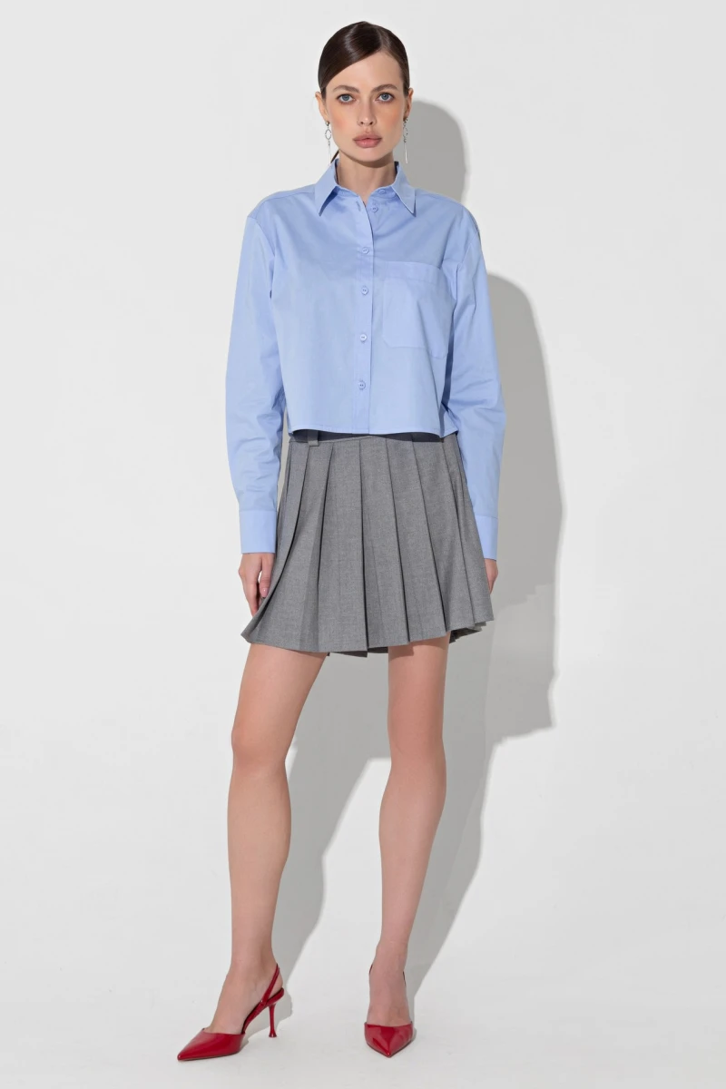 Light blue cropped shirt