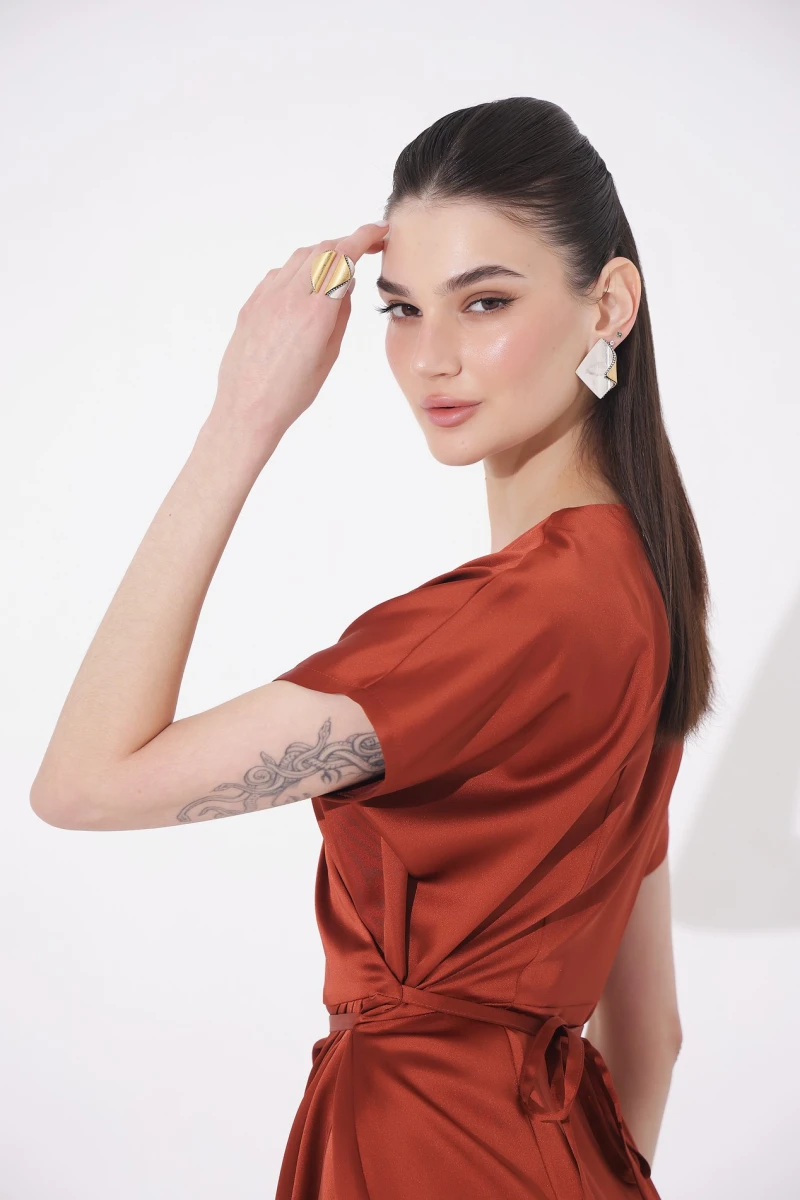 Cinnamon midi dress