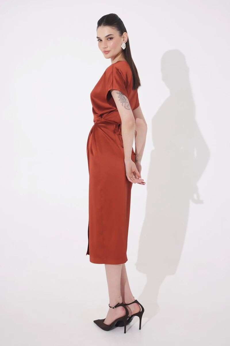Cinnamon midi dress